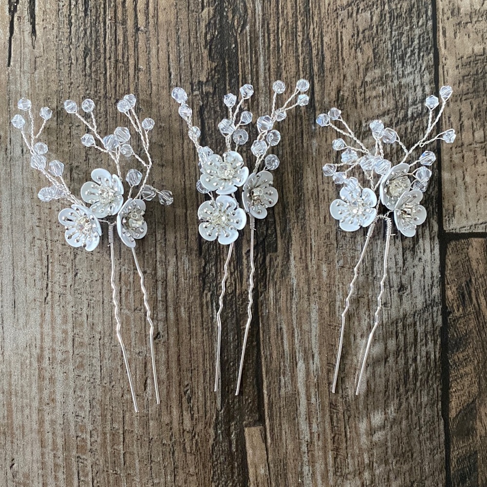 Brand New 3 pc floral hair pins